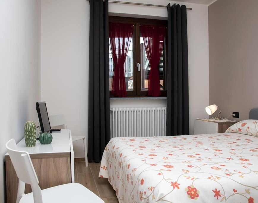 Casa Valentin Apartment Monforte dʼAlba Екстериор снимка